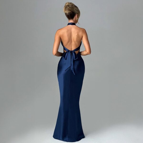 Backless Sleeveless Dress - Image 3